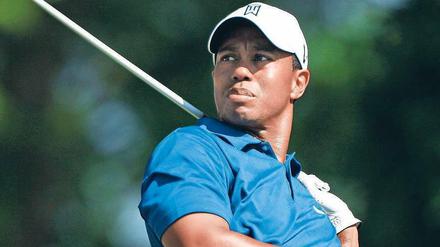 Und wieder daneben. In der zweiten Runde von Quail Hollow traf Tiger Woods beim Abschlag nur zwei von 18 Fairways.
