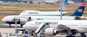 Gemeinsam auf dem Rollfeld. Künftig wollen Continental und United zusammen 144 Millionen Passagiere befördern.