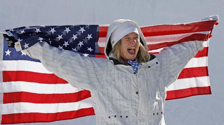 Olympia Turin - Snowboard - Siegerehrung Hannah Teter