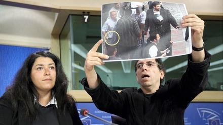 Exil-Iraner bei Pk im Europaparlament