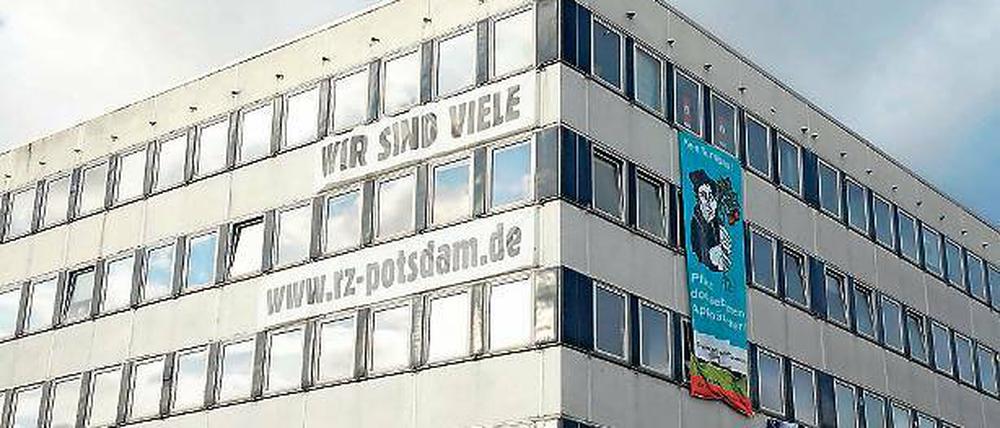 Optimistisch. Oberbürgermeister Jann Jakobs geht von einer Verlängerung für das Kreativhaus Rechenzentrum aus.