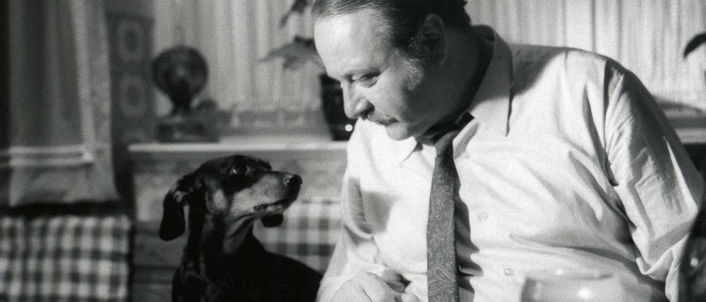 Mehr Bayer geht nicht. Das BR-Fernsehen wiederholt am 1. Mai drei "Tatorte" mit Gustl Bayrhammer als Kommissar Melchior Veigl. Immer an seiner Seite ist Dackel Oswald