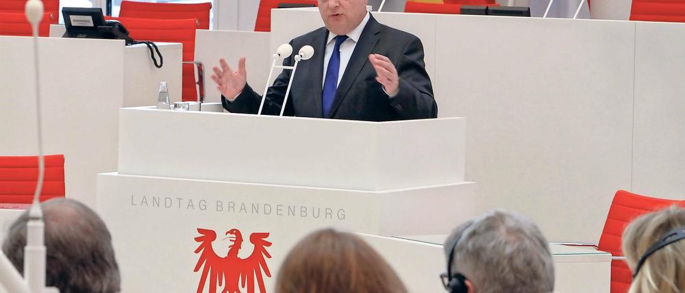 Im Landtag. Israels Botschafter Jeremy Issacharoff bei seiner Rede.