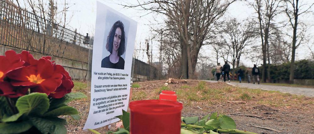 Ort der Trauer. Susanne Fontaine ist im September tot im Tiergarten aufgefunden worden. Sie war auf dem Weg nach Hause. Doch dort kam sie nie an.