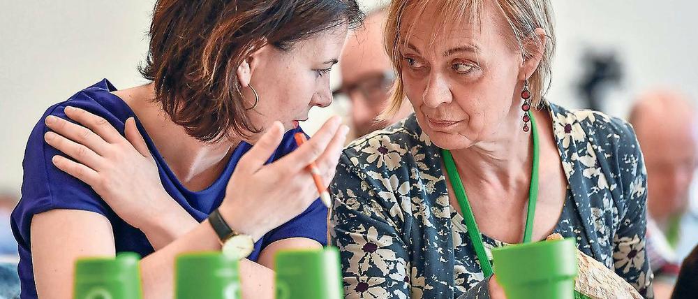 Personalkarussell. Die Bundestagsabgeordnete und heutige Bundesvorsitzende der Grünen Annalena Baerbock (l.) war von 2009 bis 2013 Parteivorsitzende in Brandenburg. Den Landesverband leitet nun Petra Budke (r.) gemeinsam mit Clemens Rostock.