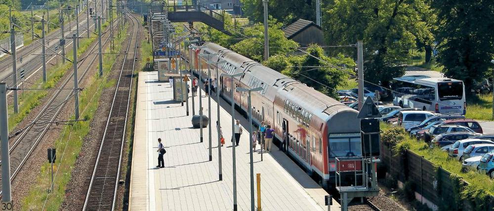 Abgehängt. Der Bahnhof Wustermark (Havelland) soll künftig nicht mehr so oft angefahren werden.