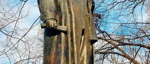 Wieder weg. Ursprünglich stand die Lenin-Statue in der Hegelallee.