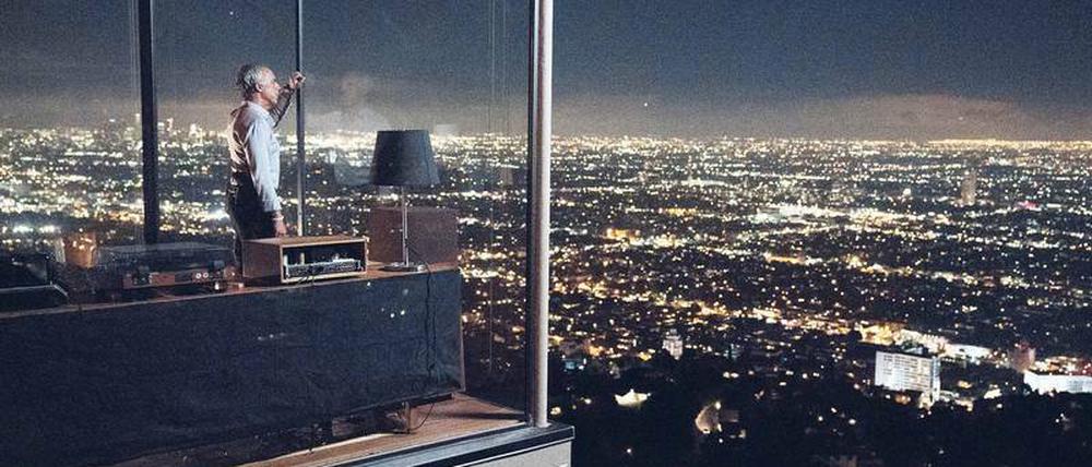 Detective Harry Bosch (Titus Welliver)