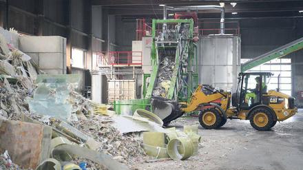 Kreislauf. Windkraftanlagen werden im Zementwerk recycelt.
