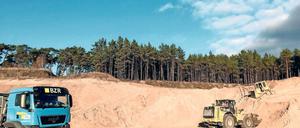 Umstrittenes Terrain. Vor gut zwei Jahren hat sich gegen die geplante Mülldeponie in Fresdorf die Bürgerinitiative „Depo-Nie in der Fresdorfer Heide“ gegründet. Rund 100 Unterstützer aus Michendorf, Wildenbruch und Saarmund gibt es mittlerweile.