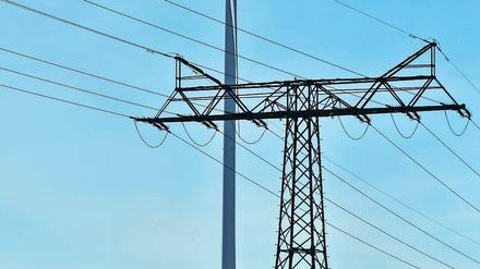 Energiegigant. Das 200-Meter-Windrad soll in den kommenden Tagen in Betrieb genommen werden.