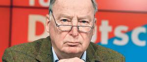 Keine Ahnung? Der Fraktionschef der AfD im Bundestag, Alexander Gauland, weiß angeblich nichts über seinen Mitarbeiter und dessen Vergangenheit bei der HDJ.