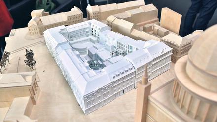 Die neue Potsdamer Mitte. Dieses Modell und alle Siegerentwürfe können ab heute in der Roten Infobox am Alten Markt angeschaut werden.