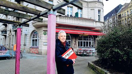 Kiez-Entdecker. StattReisen-Geschäftsführer Jörg Zintgraf in der Nähe seines Büros an der Liebenwalder Straße im Wedding. Sein Kredo lautet: „Geschichte muss ja nicht nur in Büchern und Ausstellungen stattfinden, sondern auch draußen.“
