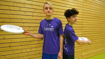 Für Potsdam in nationaler Mission unterwegs. Zusammen mit ihrem Team der „Goldfingers Däumlinge“ starten Janos Semper (l.) und Rumen Lippold bei der Deutschen Juniorenmeisterschaft, die in Brandenburgs Landeshauptstadt stattfindet.