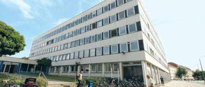 Eigentlich dürfen die Kreativen nur bis Ende August 2018 die Räume des Rechenzentrums nutzen. Jetzt wird geprüft, ob sie länger bleiben können.