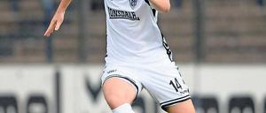 Er fällt aus. Wegen einer erneuten Schulterverletzung ist für Nulldrei-Mittelfeldakteur Leonard Koch die Regionalligasaison zu Ende. Seine Kollegen spielen am Sonntag in Fürstenwalde.