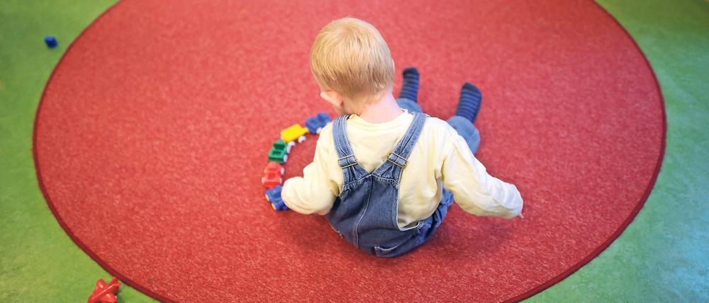 Ohne Spielgefährten. Kinderbetreuung zu finden, ist oft schwer.