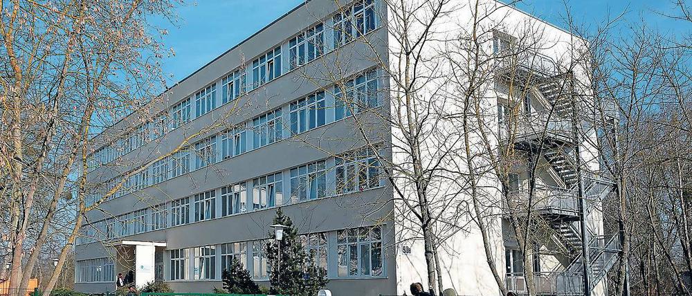Zuhause auf Zeit. Im Landkreis Potsdam-Mittelmark werden Flüchtlinge überwiegend in Gemeinschaftsunterkünften wie hier in Stahnsdorf untergebracht. Viele der Heime sind nur noch wenig ausgelastet, 300 freie Plätze hatte die Kreisverwaltung jüngst dem Land gemeldet. Doch in diesem Jahr soll es wieder Zuzug geben.