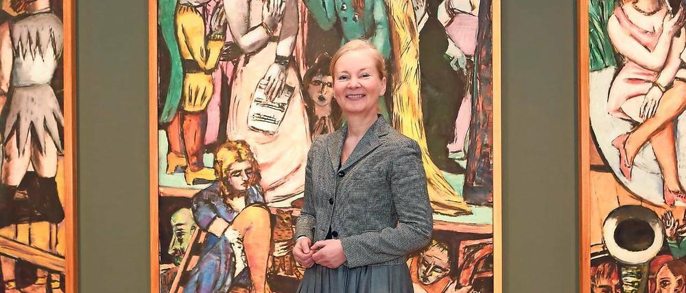 „Schauspieler“, 1941/42. Ortrud Westheider vor dem zentralen Werk der Ausstellung, einer Leihgabe des Harvard Art Museums.