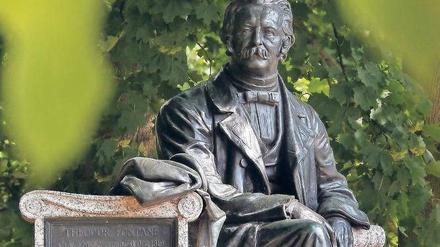 Dichter der Mark. Denkmal von Theodor Fontane in Neuruppin.