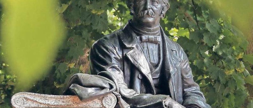 Dichter der Mark. Denkmal von Theodor Fontane in Neuruppin.
