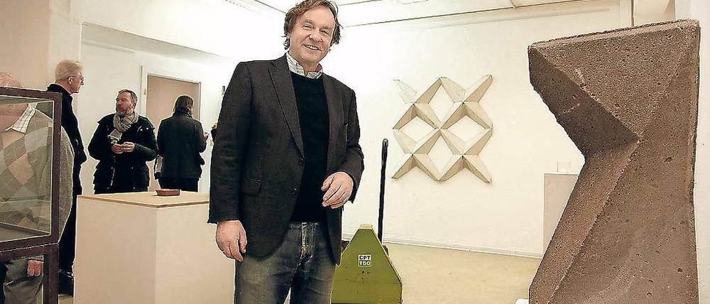 Im Bau. In „Kosmose“ versammelt Stefan Pietryga künstlerische Positionen rund um städtische Veränderungen – hier ein Offsetdruck von Hilla und Bernd Becher von 1971.
