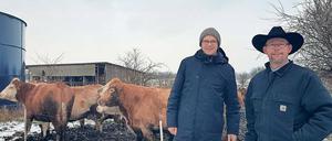 Wolfsgegner. Reinhard Jung (l.) und Marco Hintze vom Bauernbund Brandenburg fordern Abschuss von Wölfen. Die Wolfsverordnung von Dezember 2017 halten sie für unzureichend, Zäune für zu teuer.