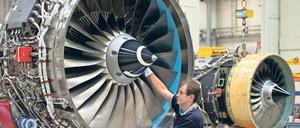 Gesucht. Fachkräfte in Brandenburg sind heiß begehrt. Während große Unternehmen wie der Triebwerkshersteller Rolls-Royce in Dahlewitz (Teltow-Fläming) eher weniger Probleme haben, bleiben Stellen kleinerer Firmen oft unbesetzt.