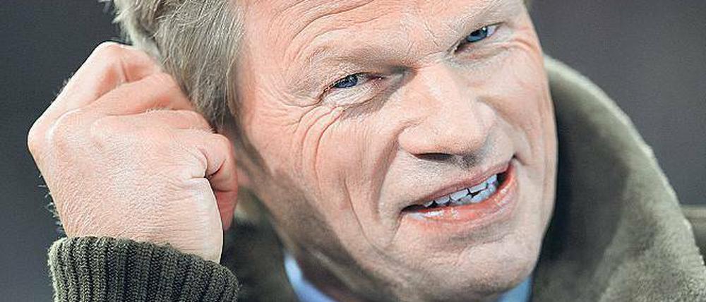 Oliver Kahn wirbt für einen Sportwettenanbieter.