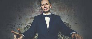 Mit Sendungsbewusstsein. Adam Gusowski will die Gesellschaft zu mehr politischem Interesse anregen, erst mit seinem Club und nun mit einer Partei.