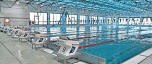 Ein Sanierungsfall. Die Schwimmhalle des Olympiastützpunktes im Luftschiffhafen wird ab dem Sommer für ein Dreivierteljahr geschlossen. Für Hunderte Leistungs und Breitensportler, Nachwuchsathleten sowie Studenten müssen alternative Trainingsstätten gefunden und deren Belegung koordiniert werden.
