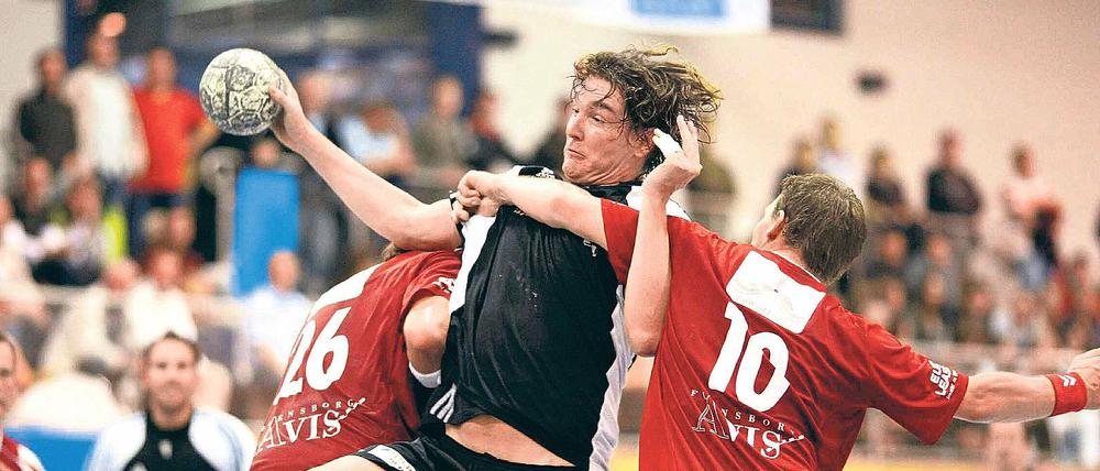 Damals war’s. Victor Pohlack zählte vor zehn Jahren zu den absoluten Leistungsträgern beim VfL Potsdam, der in der Saison 2008/09 in die zweite Liga aufstieg. Jetzt gehört Pohlack mit zahlreichen ehemaligen Teamgefährten zu den Steinadlern.