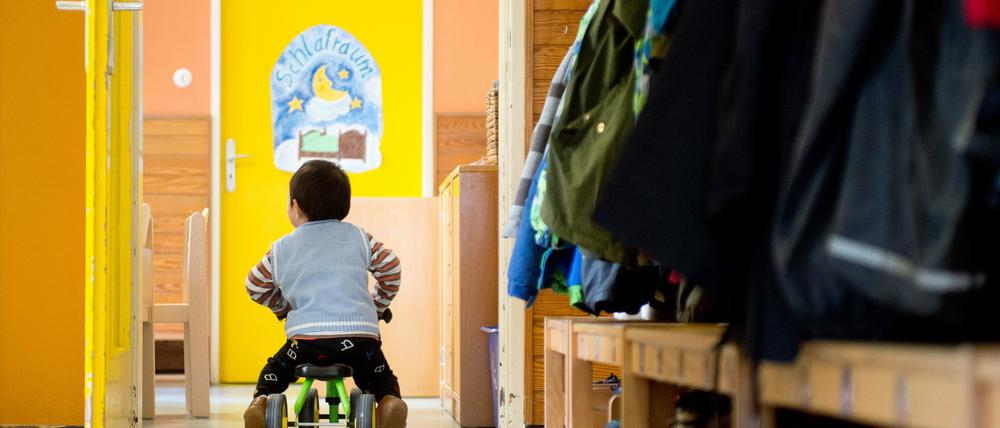 Auch Erzieher werden in Potsdam derzeit händeringend gesucht.