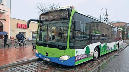 Von Potsdam nach Werder. Die Linie 631 ist das Herzstück des Powerbus-Konzepts, das seit Januar 2017 den Öffentlichen Personennahverkehr in Werder (Havel) prägt. Die Bilanz nach dem ersten Jahr kann sich sehen lassen.