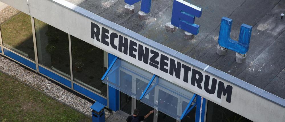 Wie lange bleibt das Rechenzentrum Potsdam noch erhalten?
