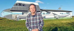 Tausendsassa. Wilfried Bergholz ist Journalist, Kinderpsychologe, Schriftsteller, Künstler und Hobbypilot.