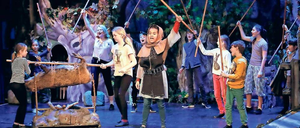 Die Vorbereitungen für das Stück „Robin Hood“ laufen schon seit Mai.