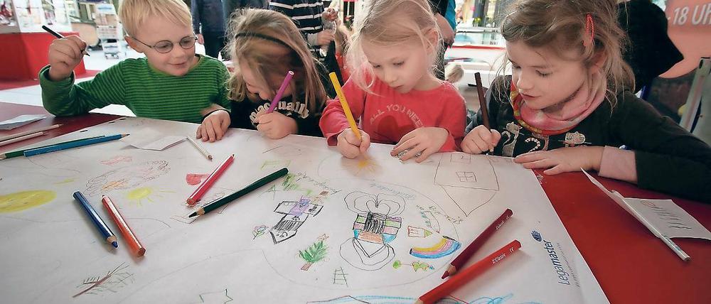 Aufgemalt. Der Evangelische Pfingstkindergarten beim Aktionstag.