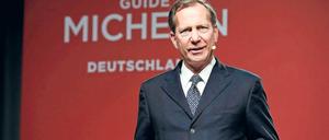 Ausgezeichnet. Die Zahl der Sterneköche in Deutschland steigt – 300 sind es nun. In der Metropolishalle in Babelsberg verkündete Michael Ellis, der internationale Direktor des Gourmetführers „Guide Michelin“, am Dienstag, welche 34 Köche sich erstmals mit einem Stern schmücken dürfen.