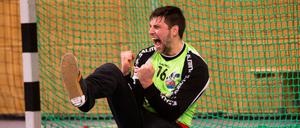 Es muss einfach raus. Seinen Gefühlen lässt Angelo Grunz freien Lauf, wenn er zwischen den Pfosten steht – oder eben auch mal nach einer Parade sitzt.