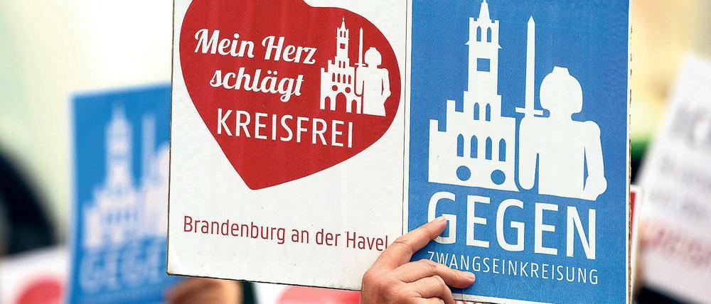 Dagegen. 2016 gab es 130 000 Unterschriften gegen die Reform.