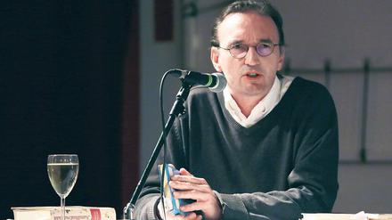 Sprachkritisch. Spitzfindig geht Gerhard Henschel mit Literatur um.
