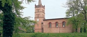 Kunst-Kirche. Die Petzower Schinkelkirche ist seit Jahren entweiht und wird für wechselnde Ausstellungen genutzt. Das Werderaner Standesamt traut auch Paare in der Kirche.