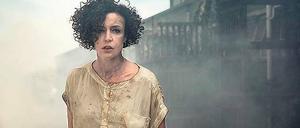 Maria Schrader spielt eine DDR-Spionin in Afrika.