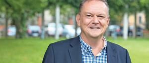 Stehen sich am Sonntag bei der Stichwahl gegenüber: Amtsinhaber Thomas Schmidt (SPD, r.) und sein Herausforderer Andreas Wolf (BfB). Beide trennen unterschiedliche Ansichten zu Teltows größtem Bauprojekt - der Marina.