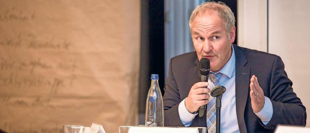 Diskussionsbereit. Potsdams Baubeigeordneter Bernd Rubelt (parteilos) warb am Montag für eine offene Diskussion für die Plantage – die sich aber an Vorgaben des Leitbautenkonzepts und städtewirtschaftlichen Prämissen orientieren müsse.
