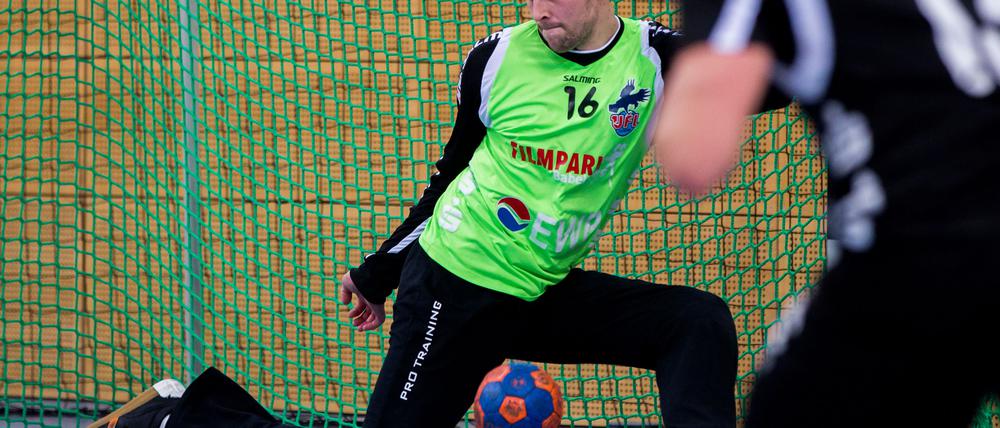 Kein Lohn für Leistung. VfL-Torwart Angelo Grunz glänzte mit 22 Paraden, doch sein Team verlor.