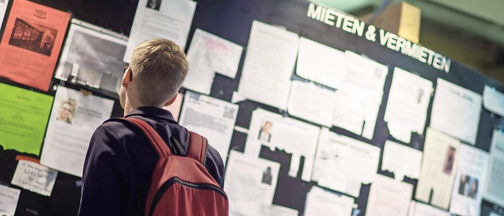 Mangelware: Für Menschen mit wenig Einkommen wie Studierende ist die Wohnungssuche hart. Selbst die Mieten in Studentenwohnheimen steigen rasant.