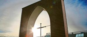 Trotz der fortschreitenden Planungen wird in Potsdam und nicht nur dort weiter heftig über das Bauvorhaben gestritten.